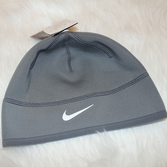 nike therma fit hat